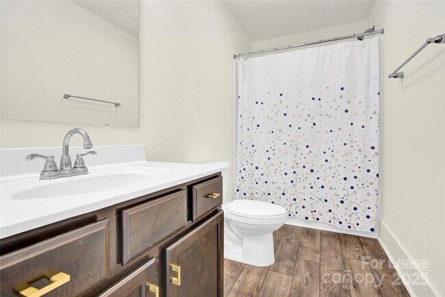 Building Photo - 207 Aspire Cir