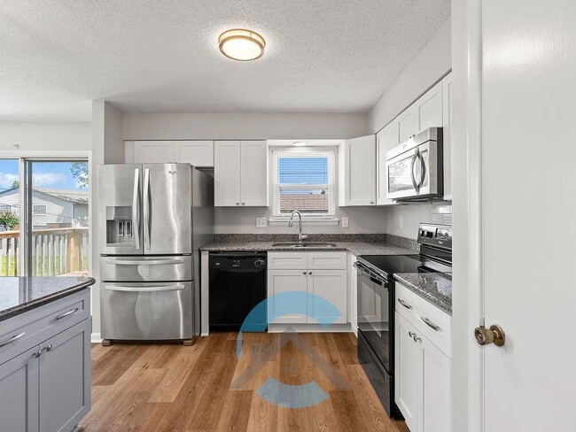 Building Photo - 22 Pleasant Cove