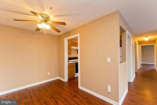 Building Photo - 117 Brookland Terrace