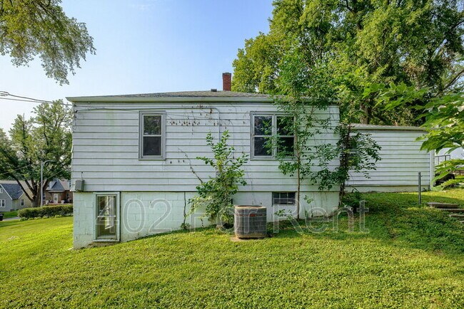 Building Photo - 3028 Whitmore St