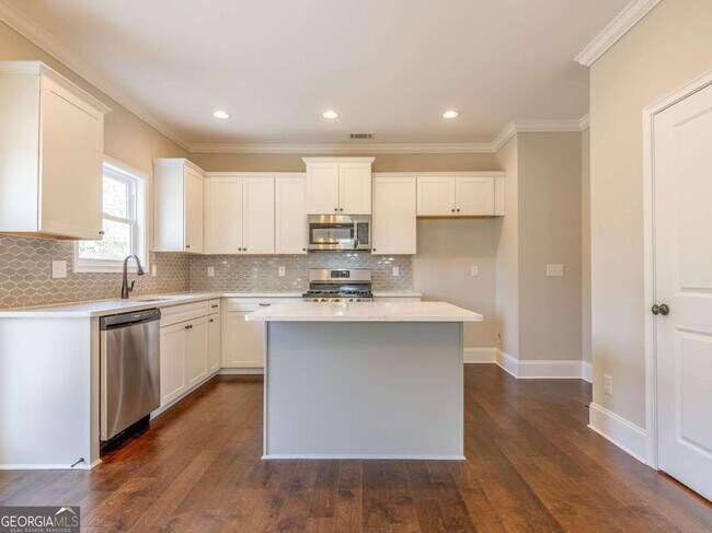 Building Photo - 4210 Old Cherokee St