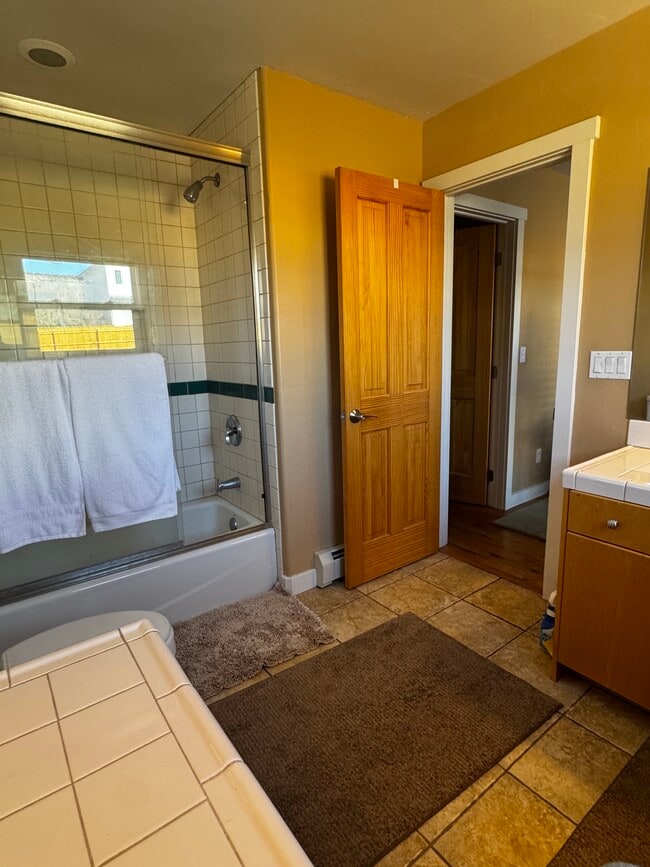 Building Photo - 78 Jameson Dr