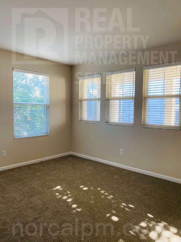 Building Photo - 116 Burgundy Ct