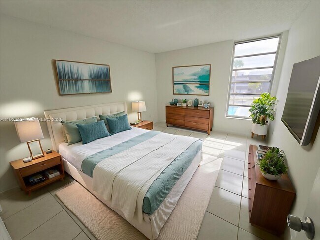 Building Photo - 8821 W Flagler St