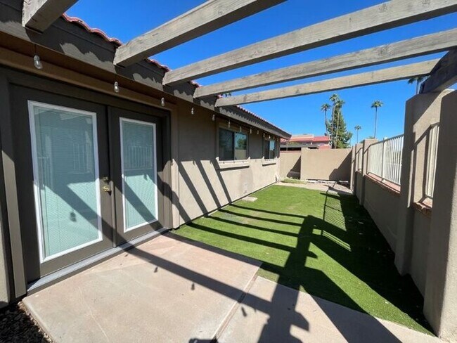 Building Photo - 5634 N 79th Way