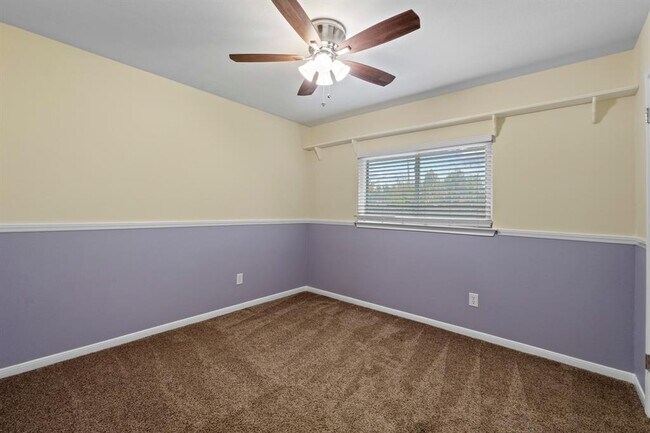 Building Photo - 1908 Matagorda Dr