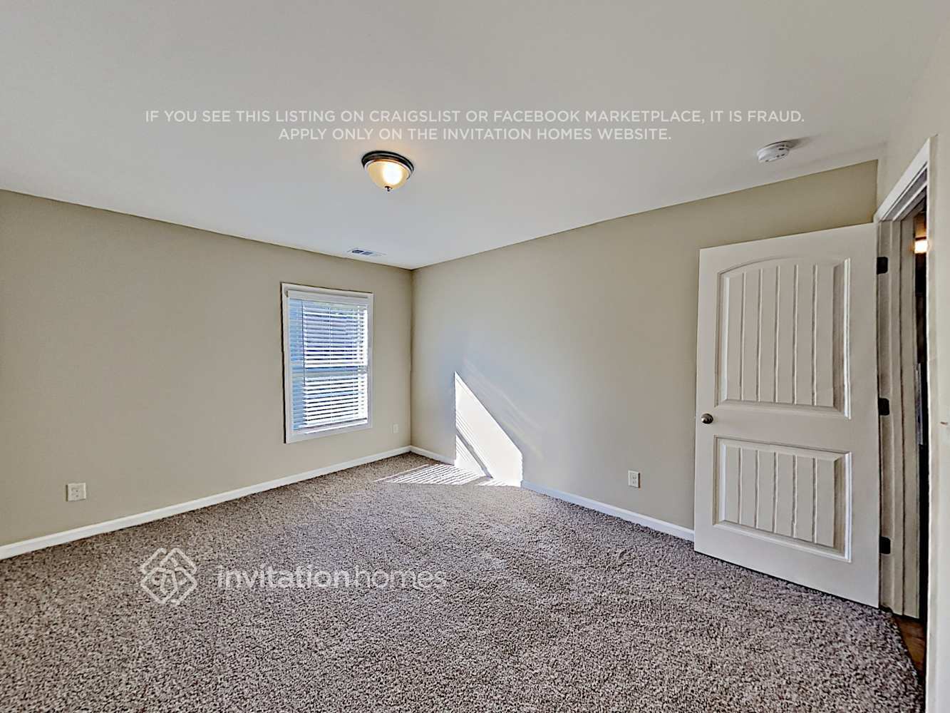 Building Photo - 348 Silverwood Dr