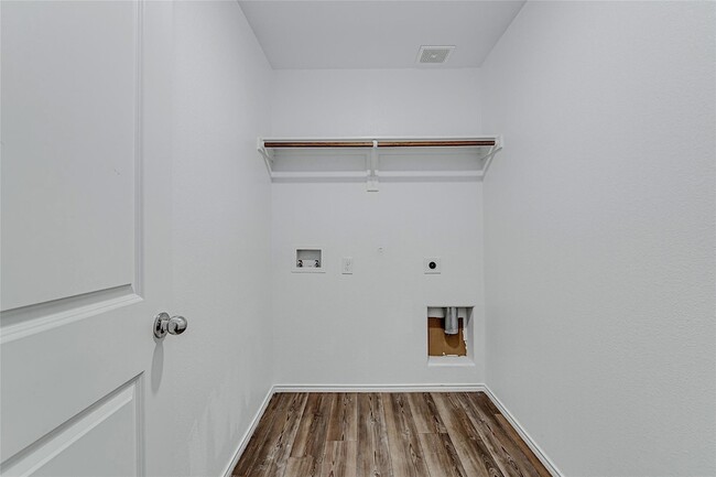 Building Photo - 1105 Wildflower St