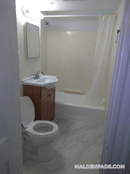 Building Photo - 17-19 Washington St.