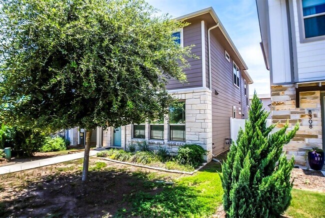 Building Photo - 8306 Mandela Bend