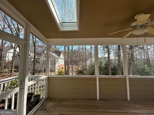 Building Photo - 111 Hanbury Ln