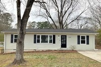 Building Photo - 2354 Beverly Ln