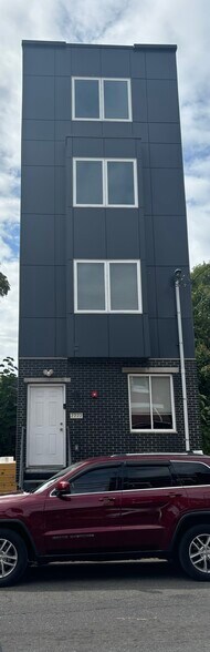 Building Photo - 2222 N 17th St