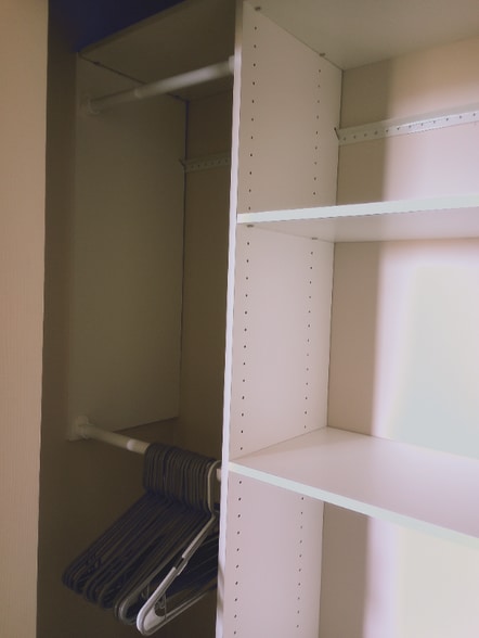 Building Photo - 1097 Tree Farm Rd