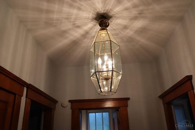 Building Photo - 1914 Hopkins Ave