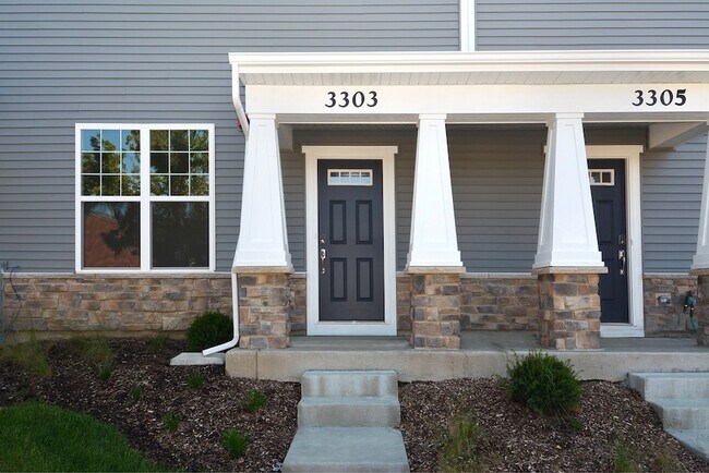 Building Photo - 3303 Trillium Cir