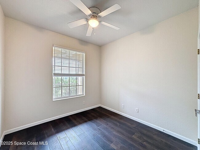Building Photo - 3848 Lexmark Ln