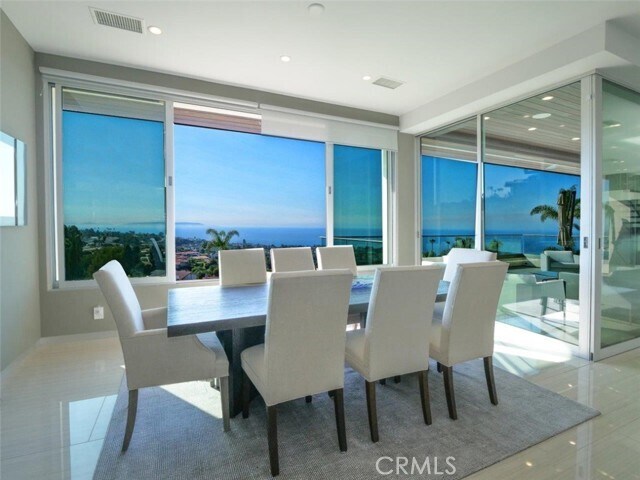 Building Photo - 1356 Vía Romero