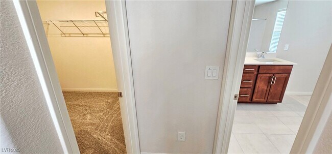 Building Photo - 2755 Tricase St