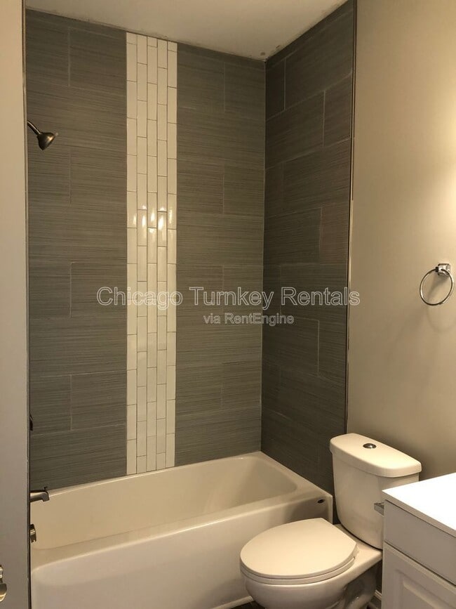 Building Photo - 2951 W 25th St