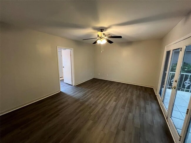 Building Photo - 2238 Willow Point Dr