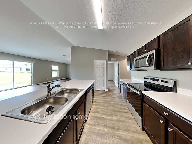 Building Photo - 16350 Perdida Ct