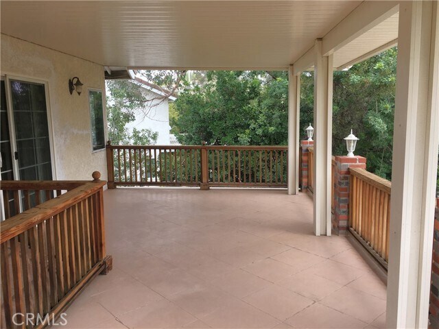 Building Photo - 1349 Crestmont Dr