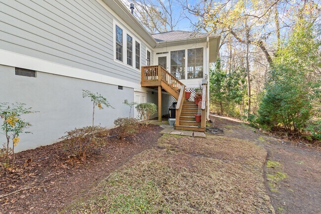 Building Photo - Amazing home in sought-after Winding River Plantation