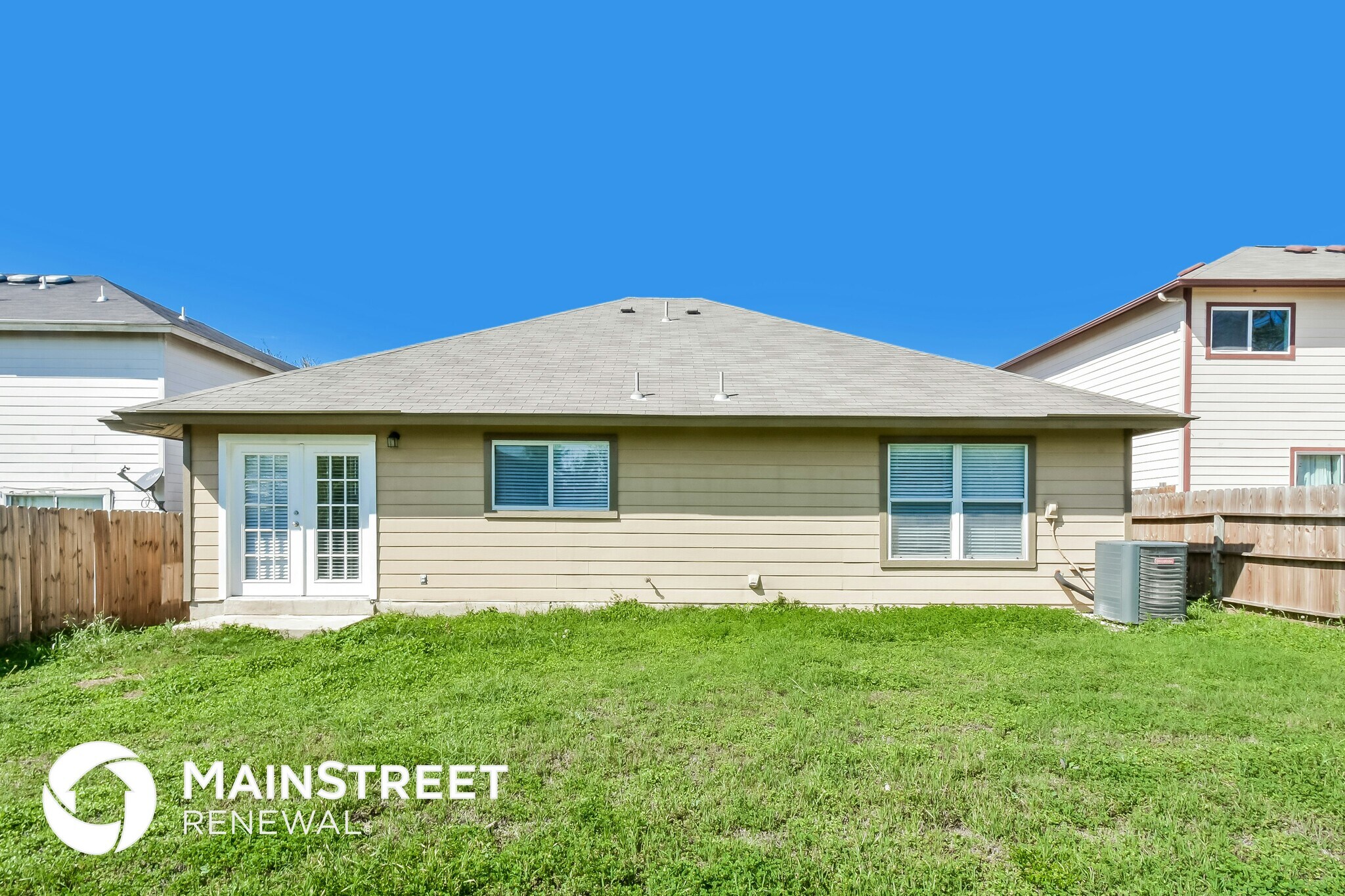 Building Photo - 10334 Manor Creek