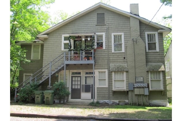 Building Photo - 209 Arlington Rd