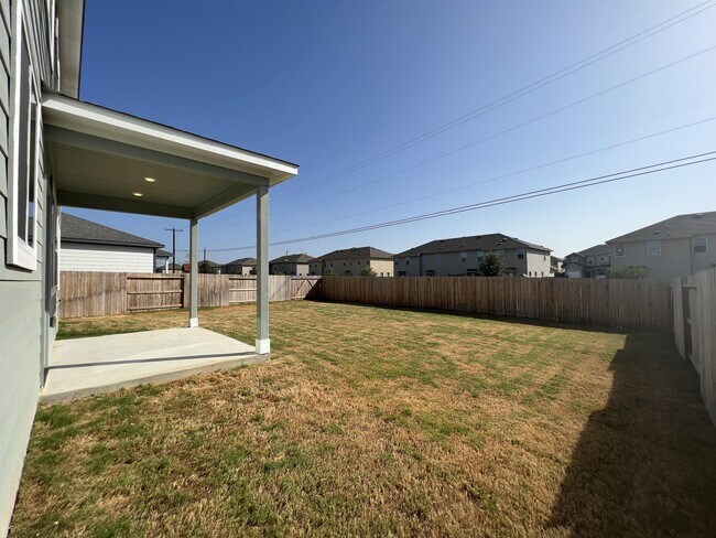 Building Photo - 16630 Daylight Ln