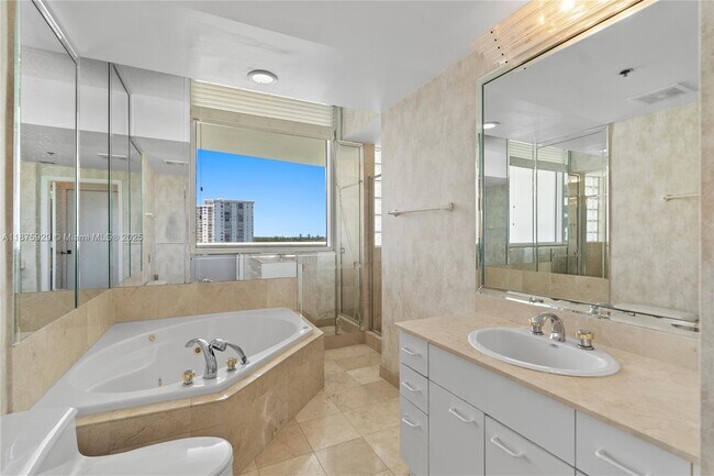 Building Photo - 4201 Collins Ave