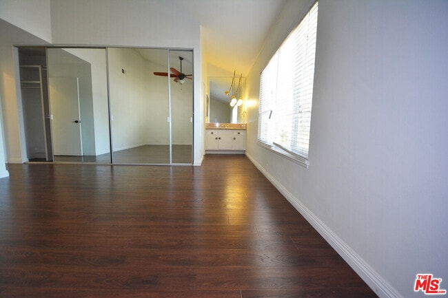 Building Photo - 3025 Morningside Dr