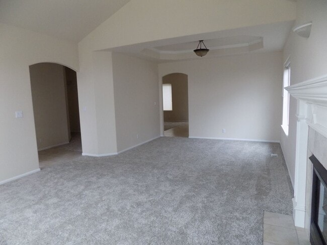 Building Photo - Gorgeous Three Bed Two Bath With RV Area a...