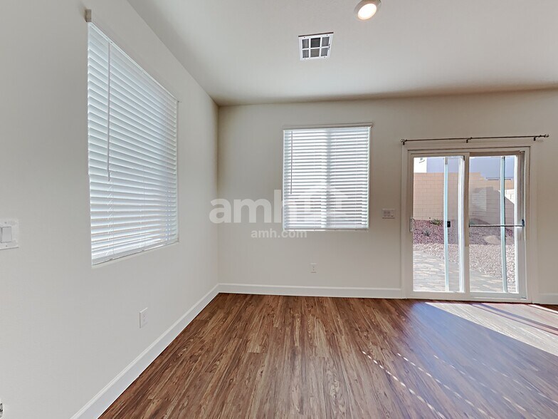 Building Photo - 331 Cape Seville Pl