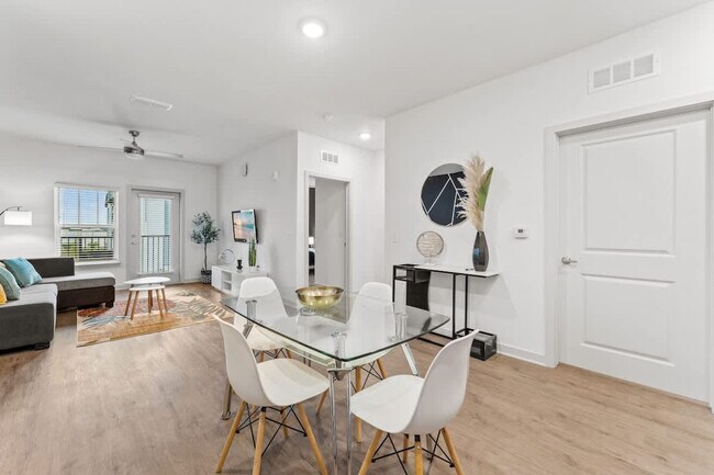 Building Photo - 14533 Star Water Rd