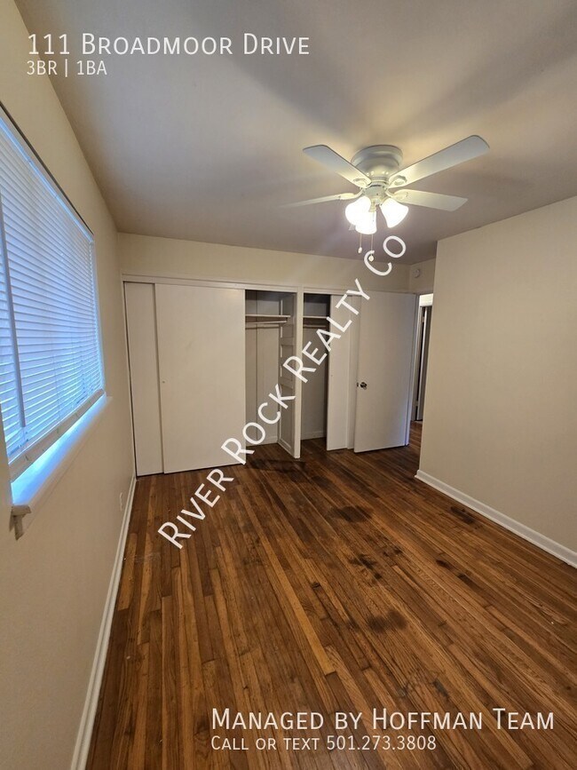 Building Photo - 111 Broadmoor Dr