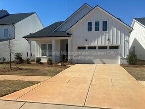 Building Photo - 7111 Wayfarer Dr