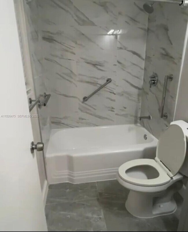 Building Photo - 3771 SW 1st St