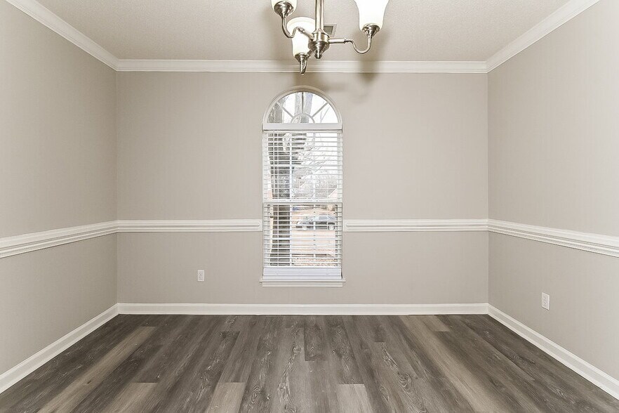 Building Photo - 5899 Michaelson Dr