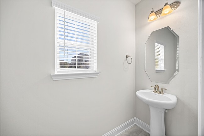 Building Photo - 400 Camino Bay Dr