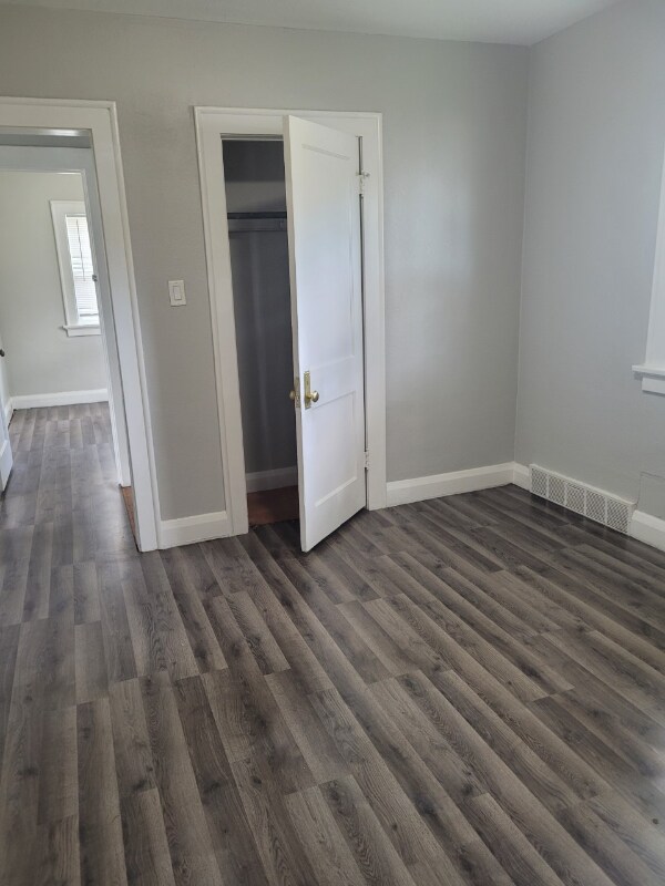 Building Photo - 3828 Torrance Dr