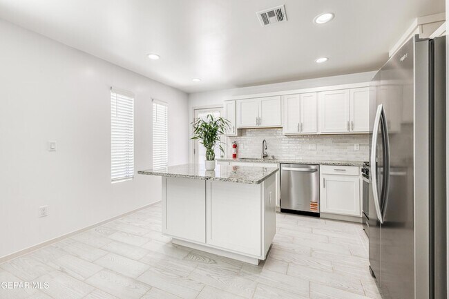 Building Photo - 12441 Polo Norte Dr