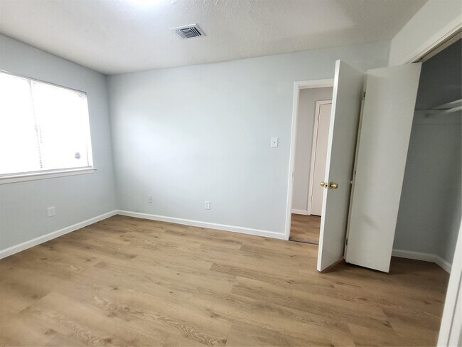 Building Photo - 11622 Old Telegraph Rd