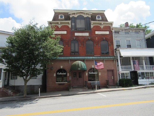 Building Photo - 153 W Main St