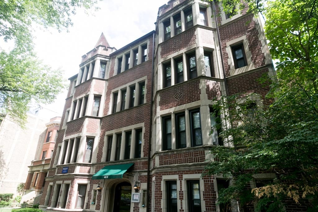 Building Photo - 4650 N Paulina St
