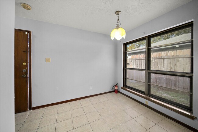 Building Photo - 13703 Piping Rock Ln