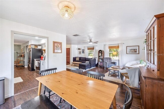 Building Photo - 8619 Veridian Dr