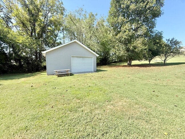 Building Photo - 821 Amburn Meadows Ln