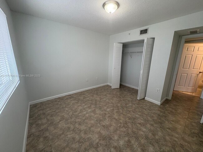 Building Photo - 15422 SW 284th St